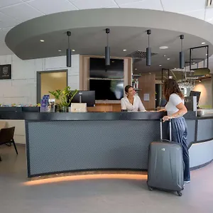 **** Отель Novotel Parkstadt Schwabing Германия